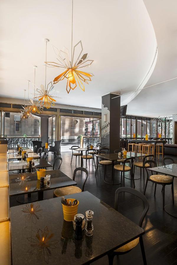 Aparthotel Mantra On Little Bourke Melbourne City Exterior foto